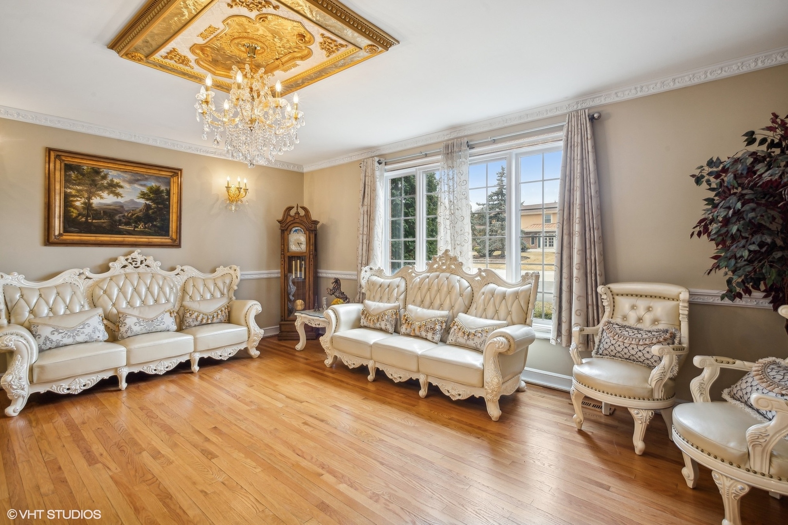 46 Hamilton Lane, Oak Brook, IL 60523