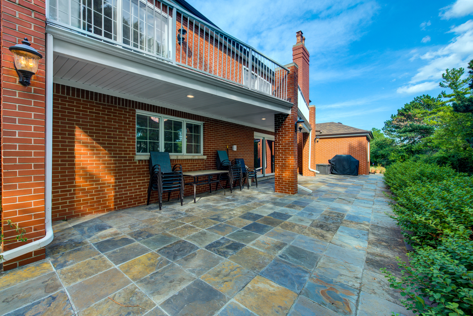 46 Hamilton Lane, Oak Brook, IL 60523