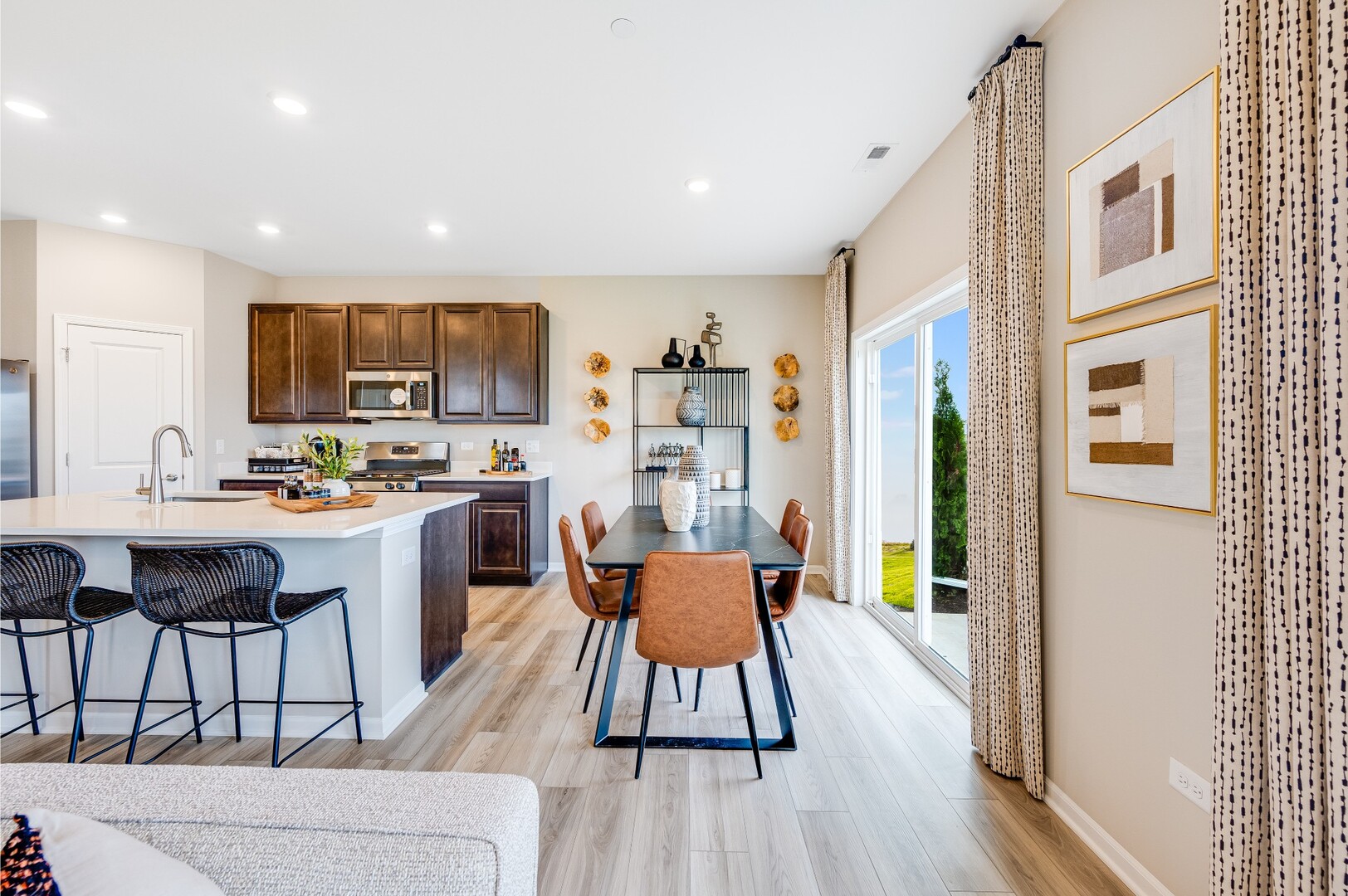 1181 Glenmont Street, Algonquin, IL 60102