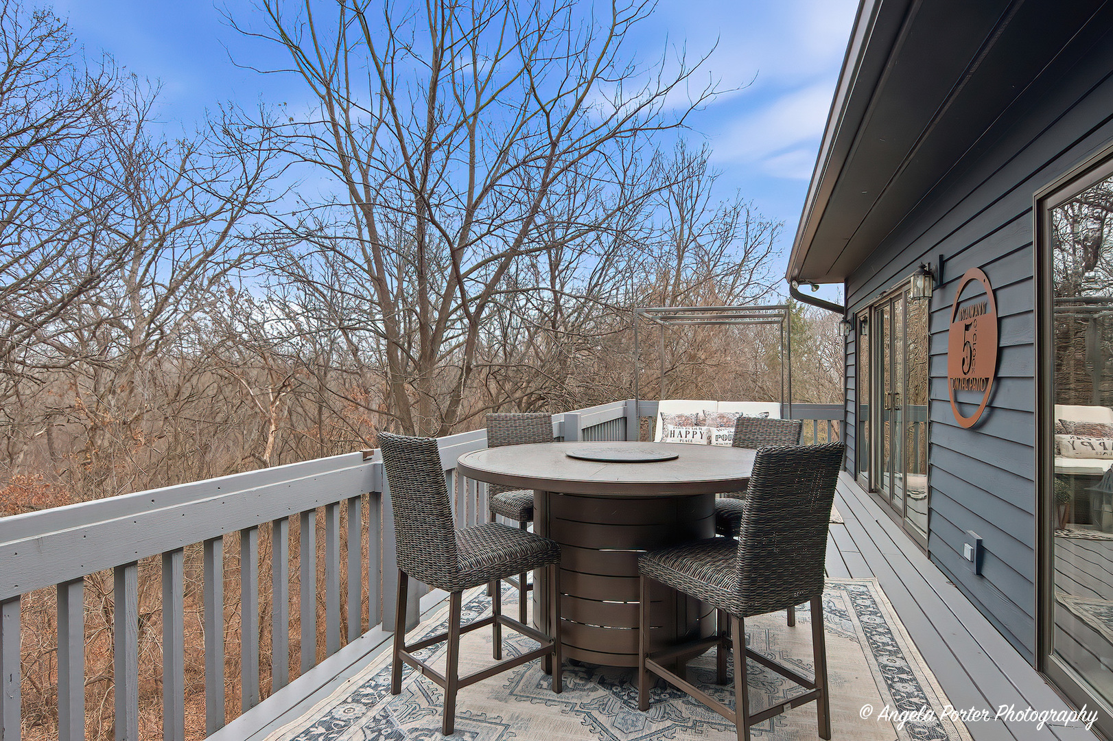 200 Hollow Way, Ingleside, IL 60041