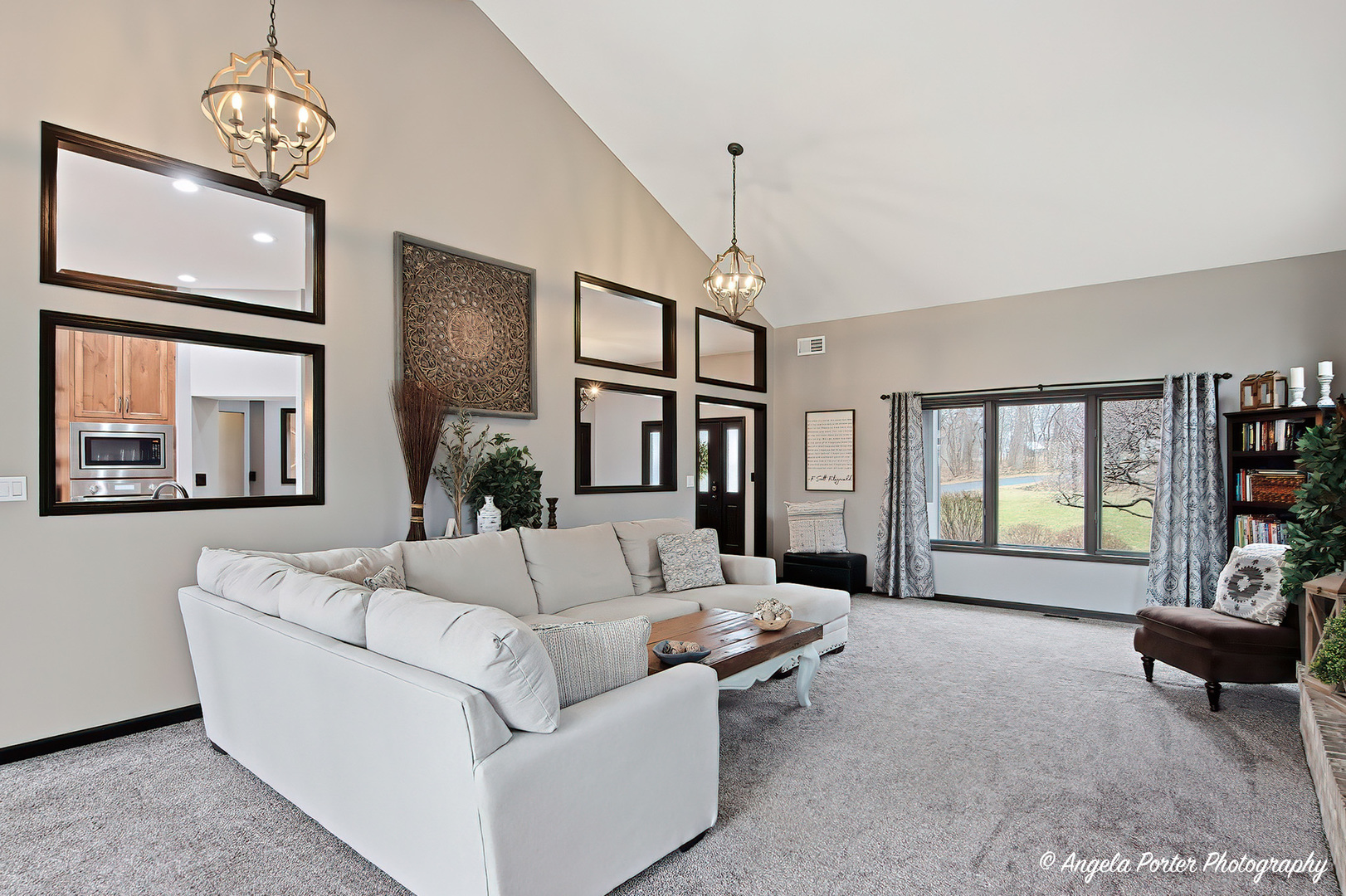 200 Hollow Way, Ingleside, IL 60041