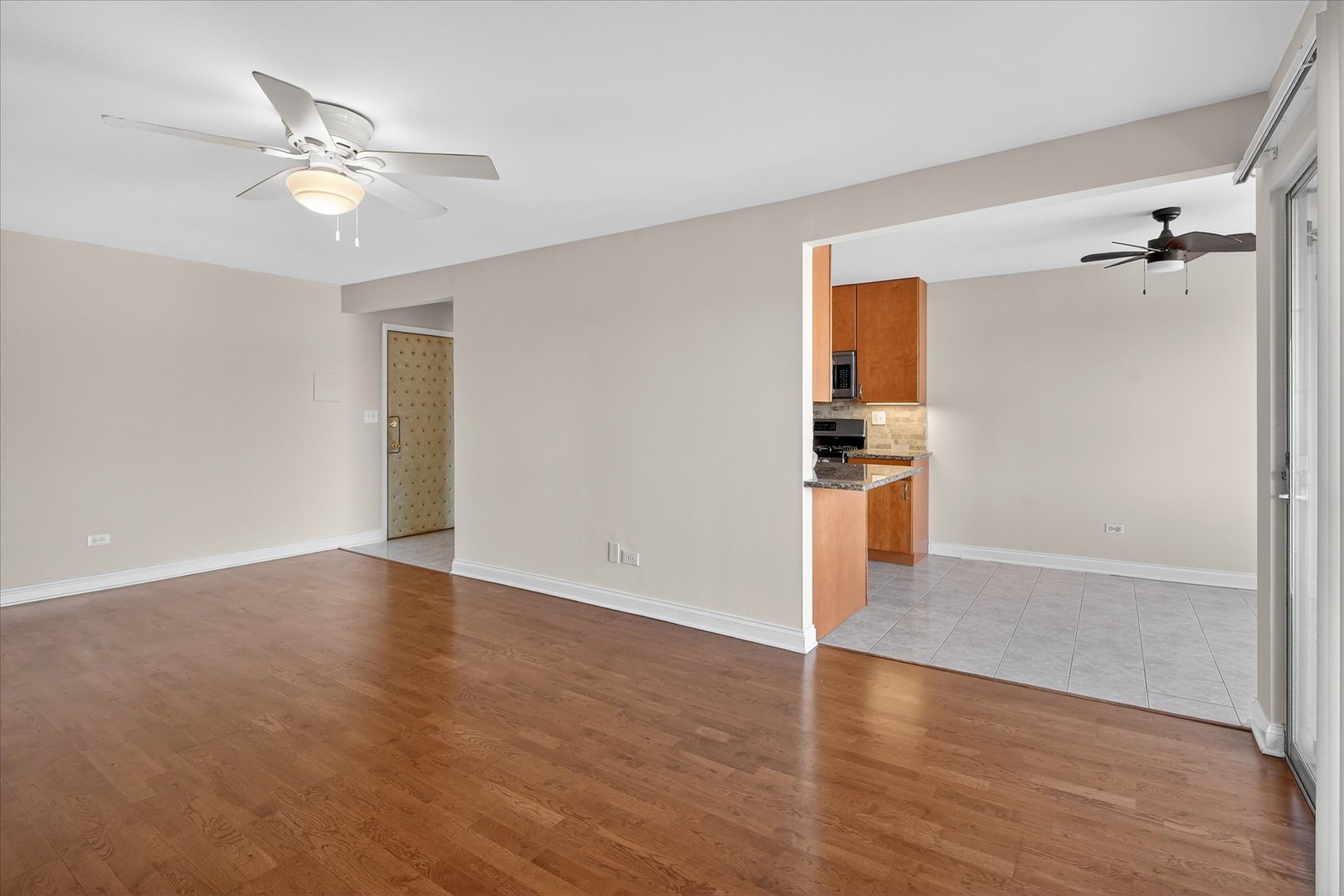 940 E OLD WILLOW Road #312, Prospect Heights, IL 60070