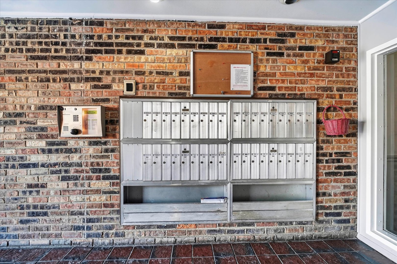 940 E OLD WILLOW Road #312, Prospect Heights, IL 60070