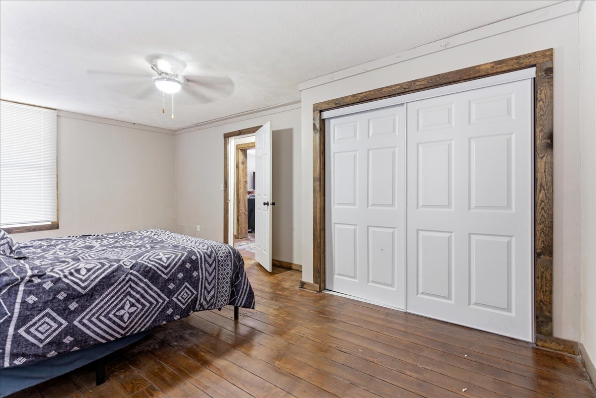 301 N 2nd Avenue, Chenoa, IL 61726