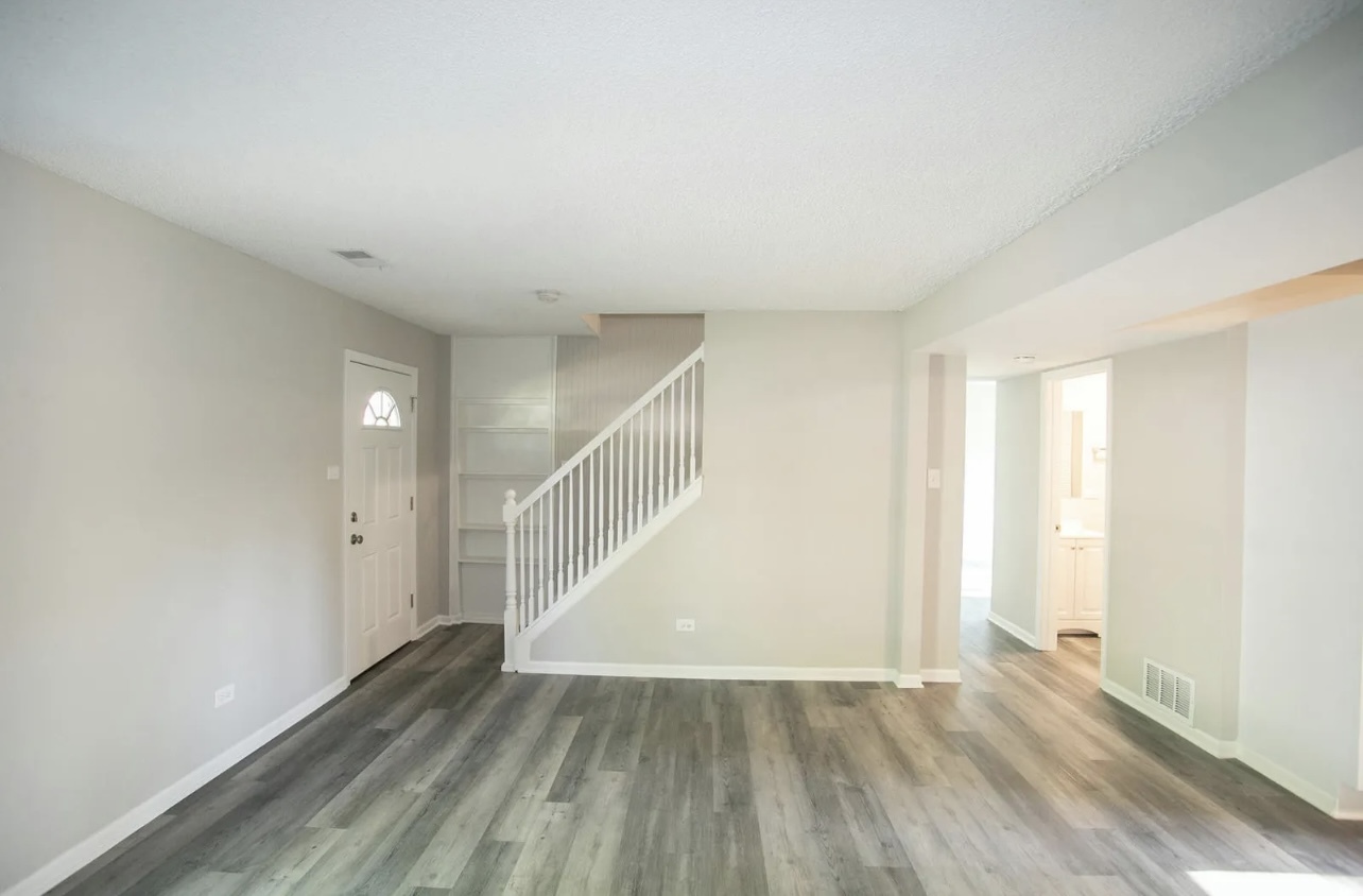 805 Central Avenue, Matteson, IL 60443