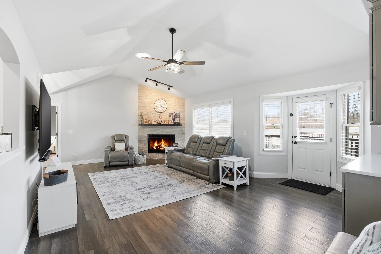 542 Doxbury Lane, New Lenox, IL 60451