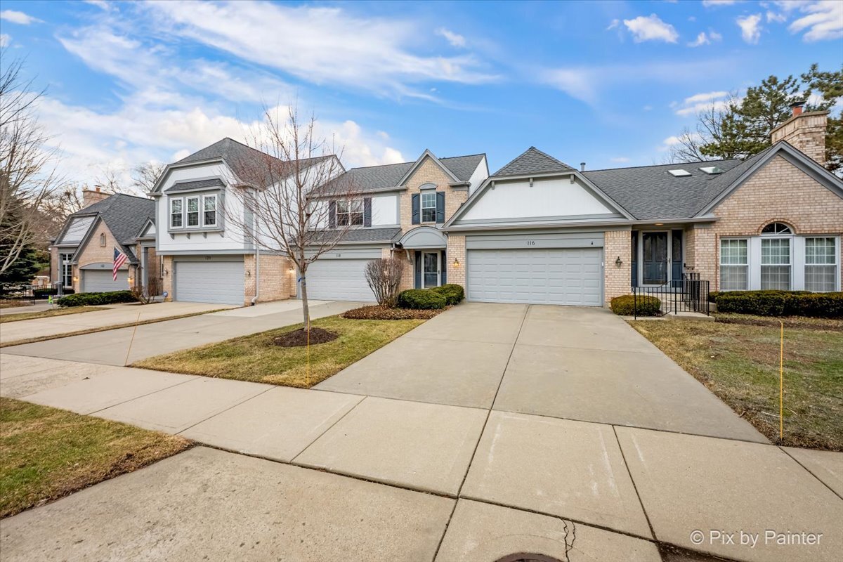 118 Versailles Court, Bloomingdale, IL 60108