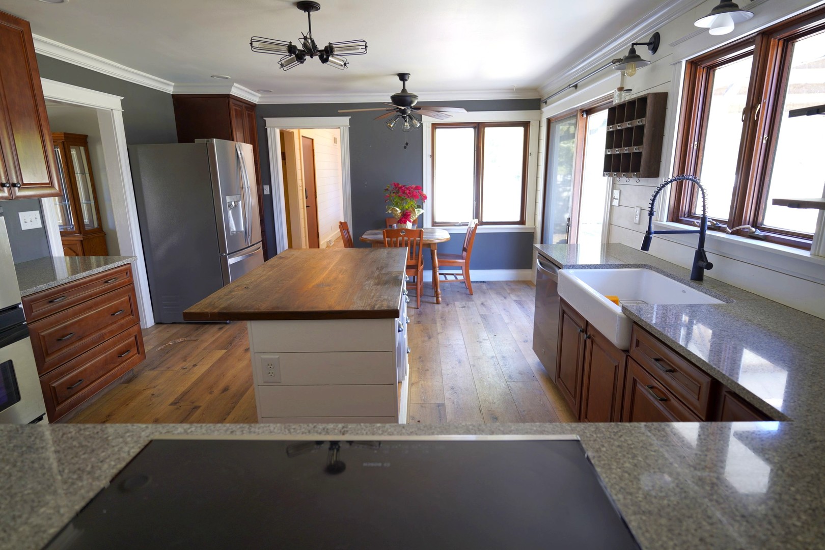 2 Golfview Place, DeKalb, IL 60115