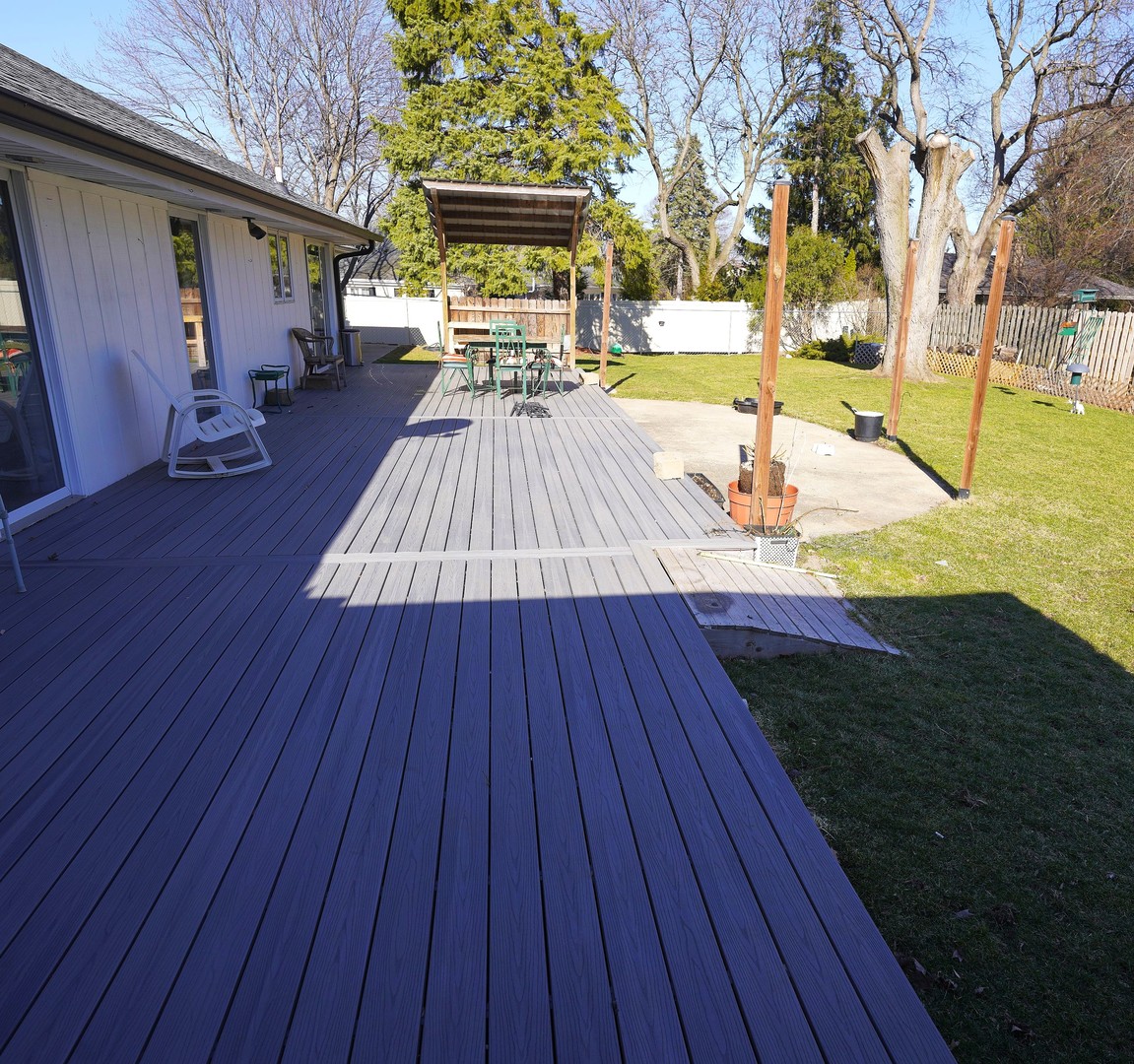 2 Golfview Place, DeKalb, IL 60115