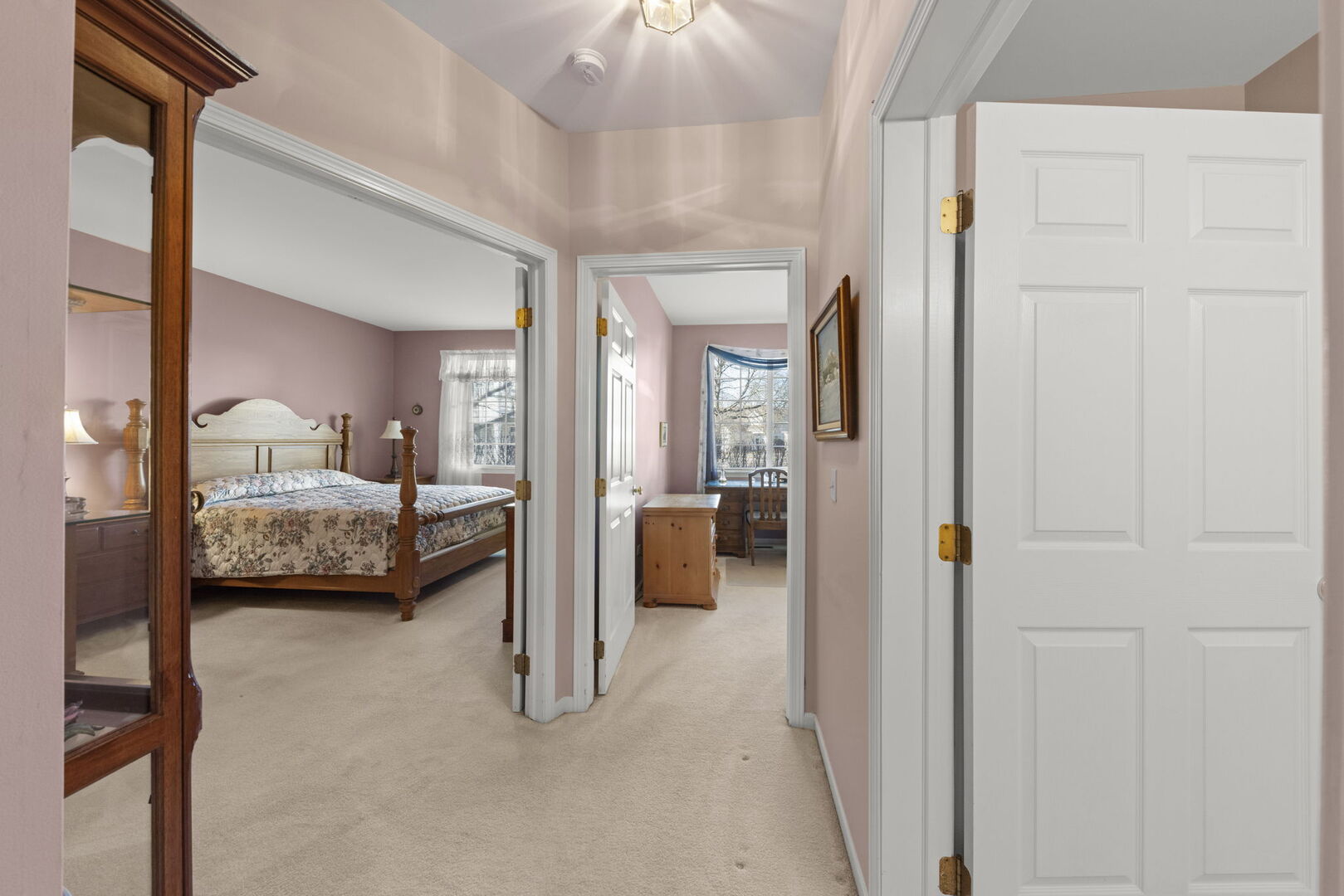 32006 MILLARD Circle, Warrenville, IL 60555