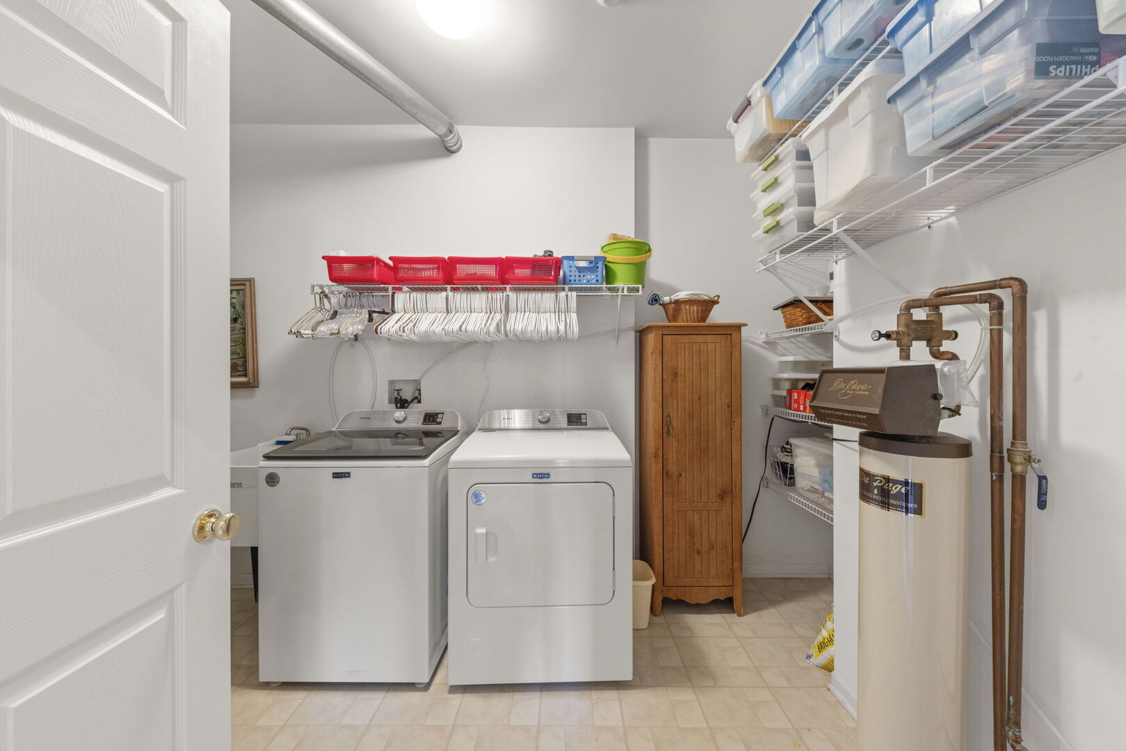 32006 MILLARD Circle, Warrenville, IL 60555