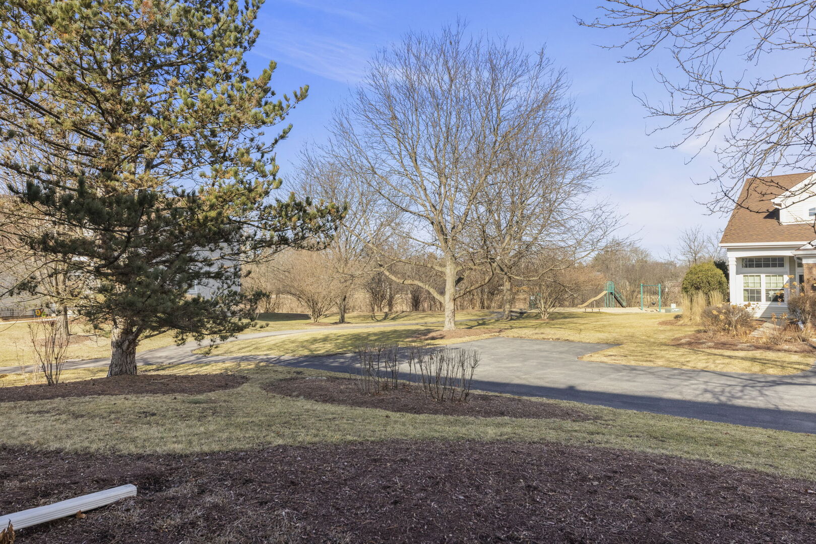 32006 MILLARD Circle, Warrenville, IL 60555