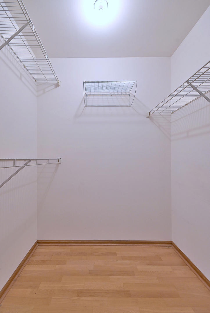 10512 S RIDGE COVE Drive #31C, Chicago Ridge, IL 60415