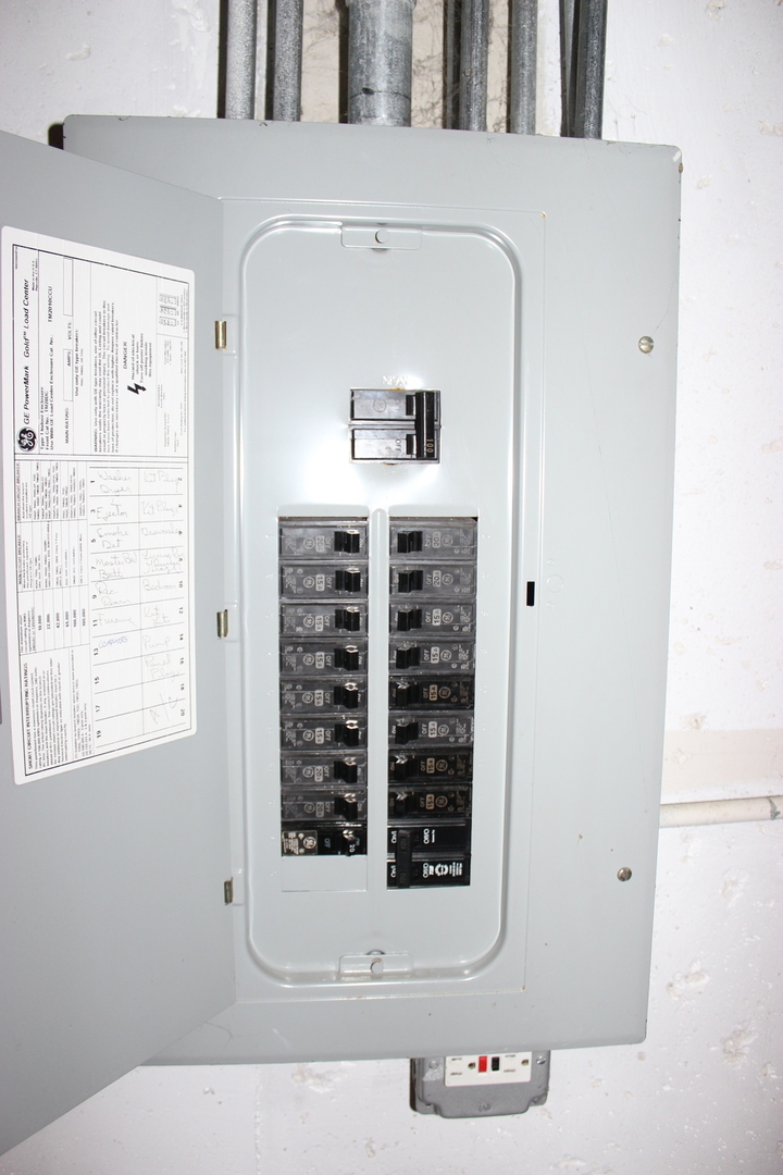 4432 143rd Street, Crestwood, IL 60418