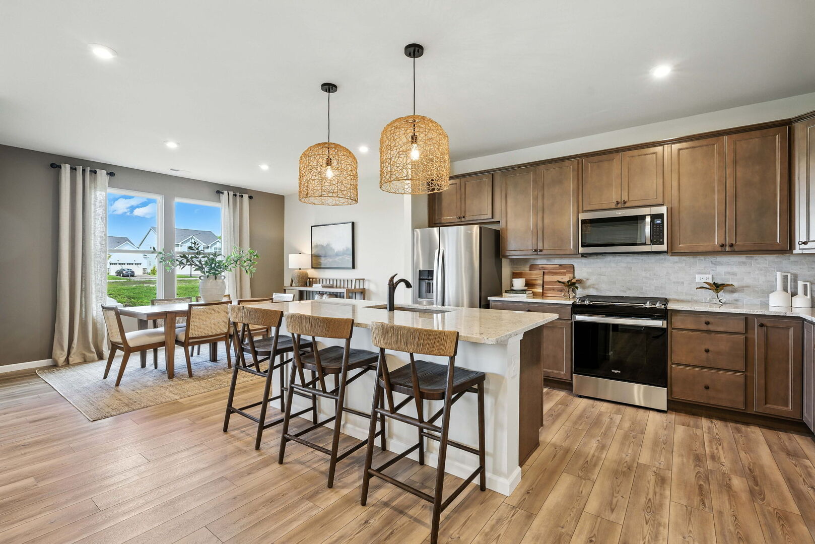 130 West Harvest Court, Oswego, IL 60543