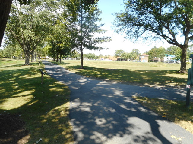 184 S Circle Avenue, Bloomingdale, IL 60108