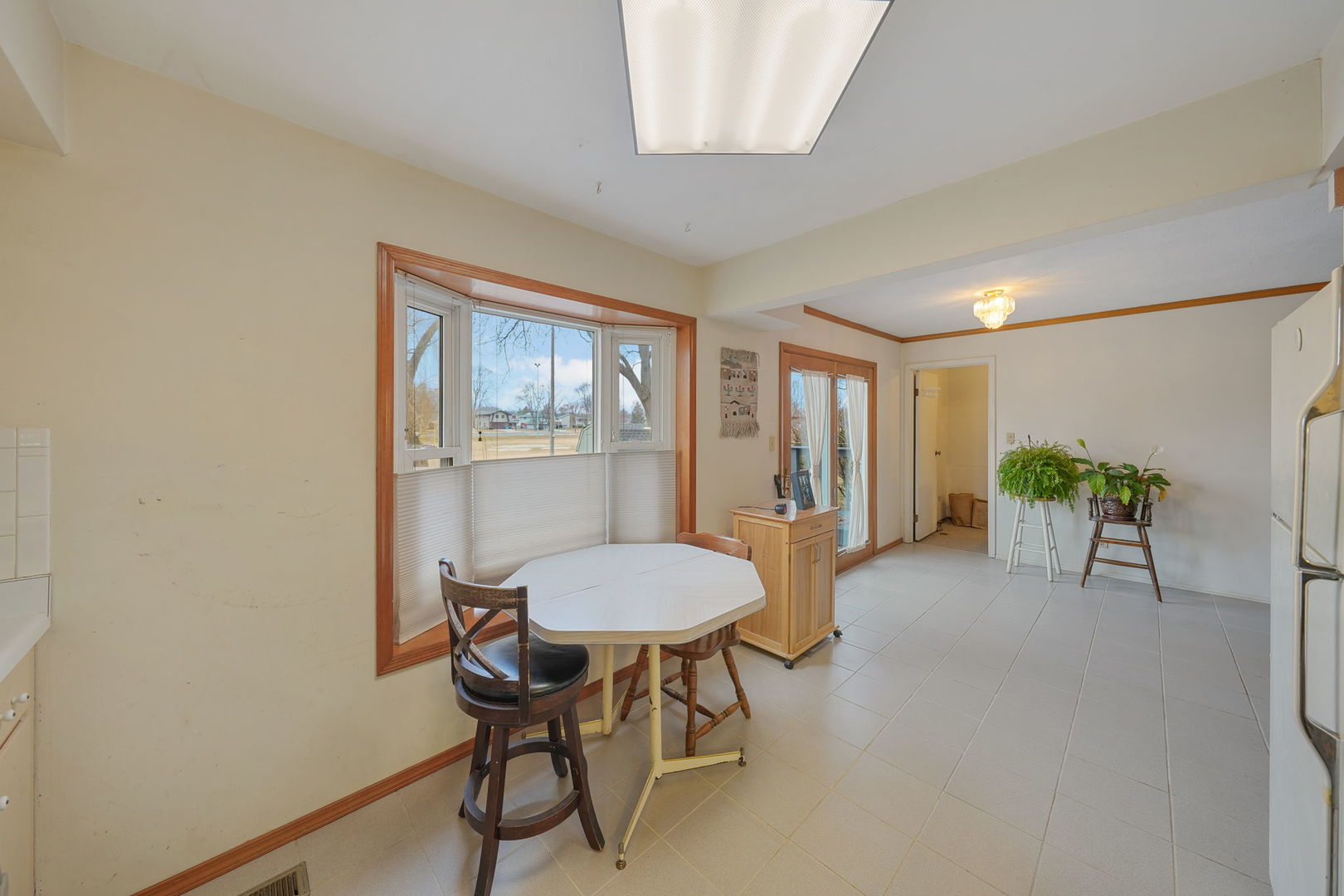 184 S Circle Avenue, Bloomingdale, IL 60108