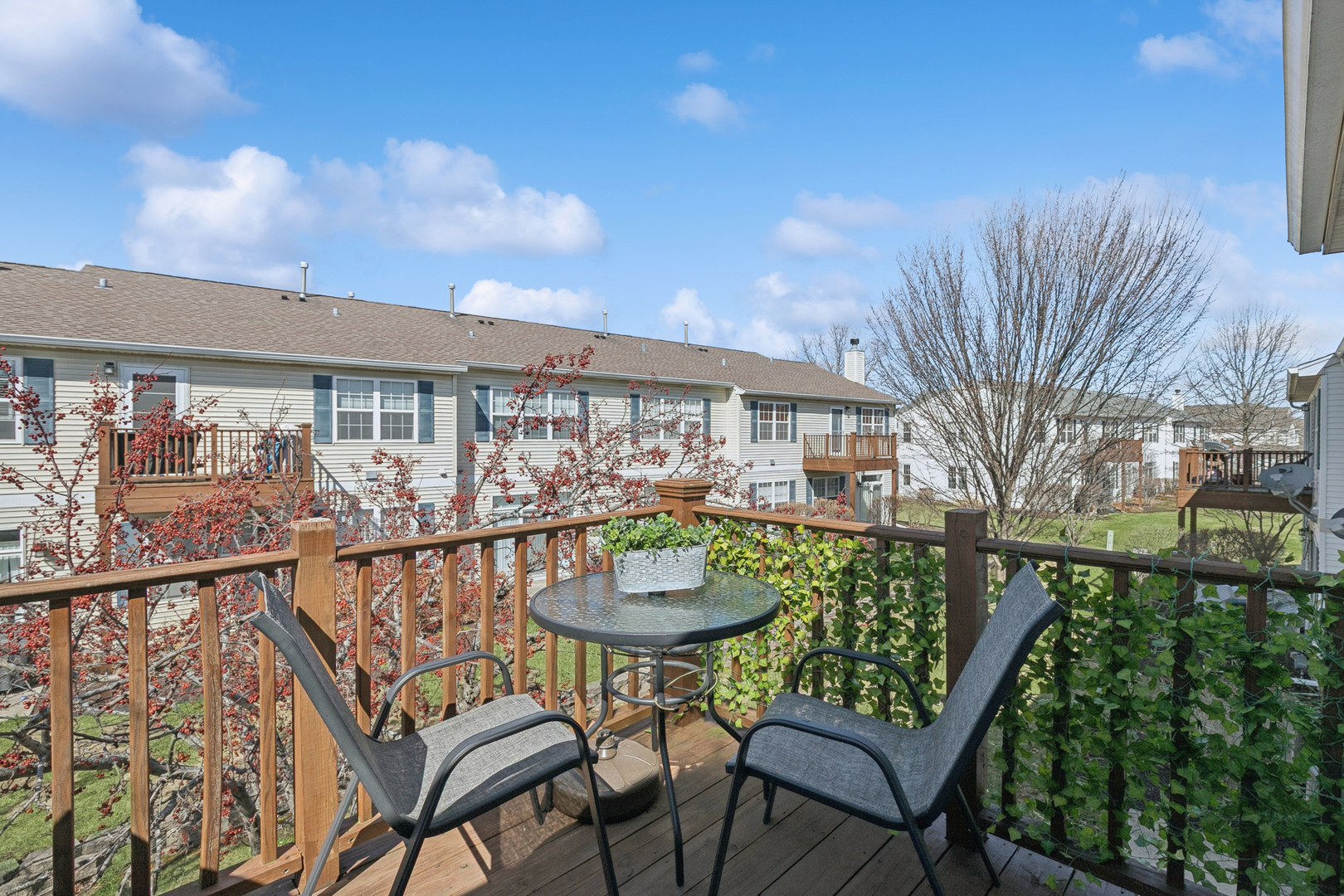 3099 Falling Waters Lane, Lindenhurst, IL 60046
