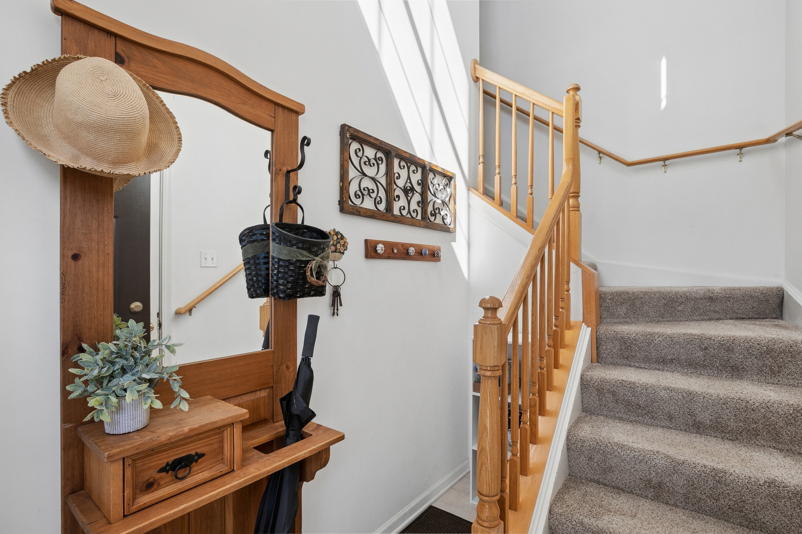 3099 Falling Waters Lane, Lindenhurst, IL 60046
