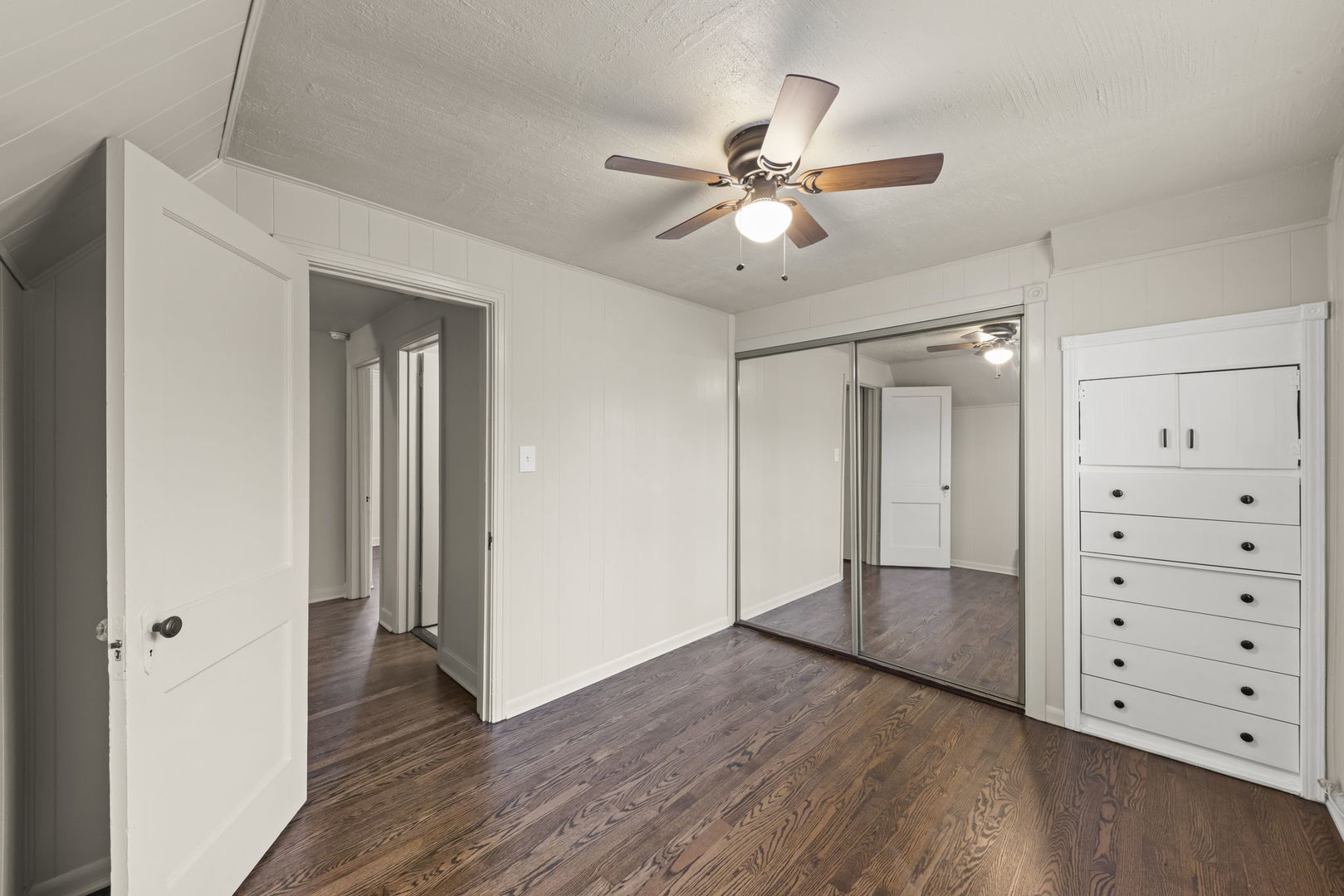 16735 Dixie Highway, Hazel Crest, IL 60429