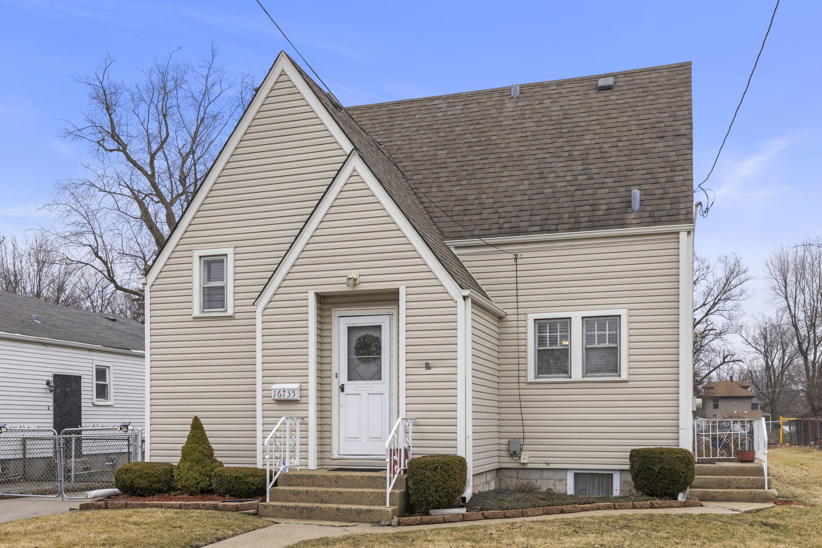 16735 Dixie Highway, Hazel Crest, IL 60429