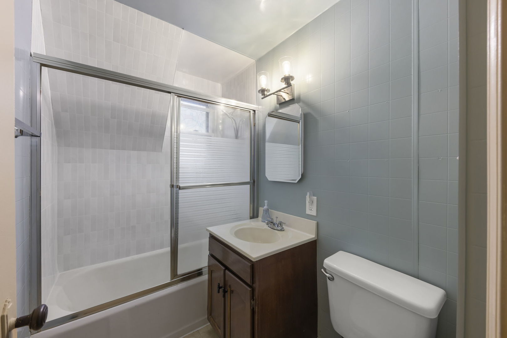 16735 Dixie Highway, Hazel Crest, IL 60429