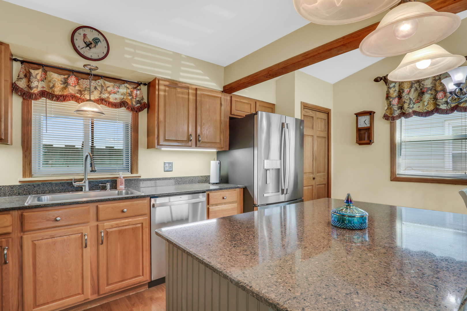 2207 Eshcol Avenue, Zion, IL 60099