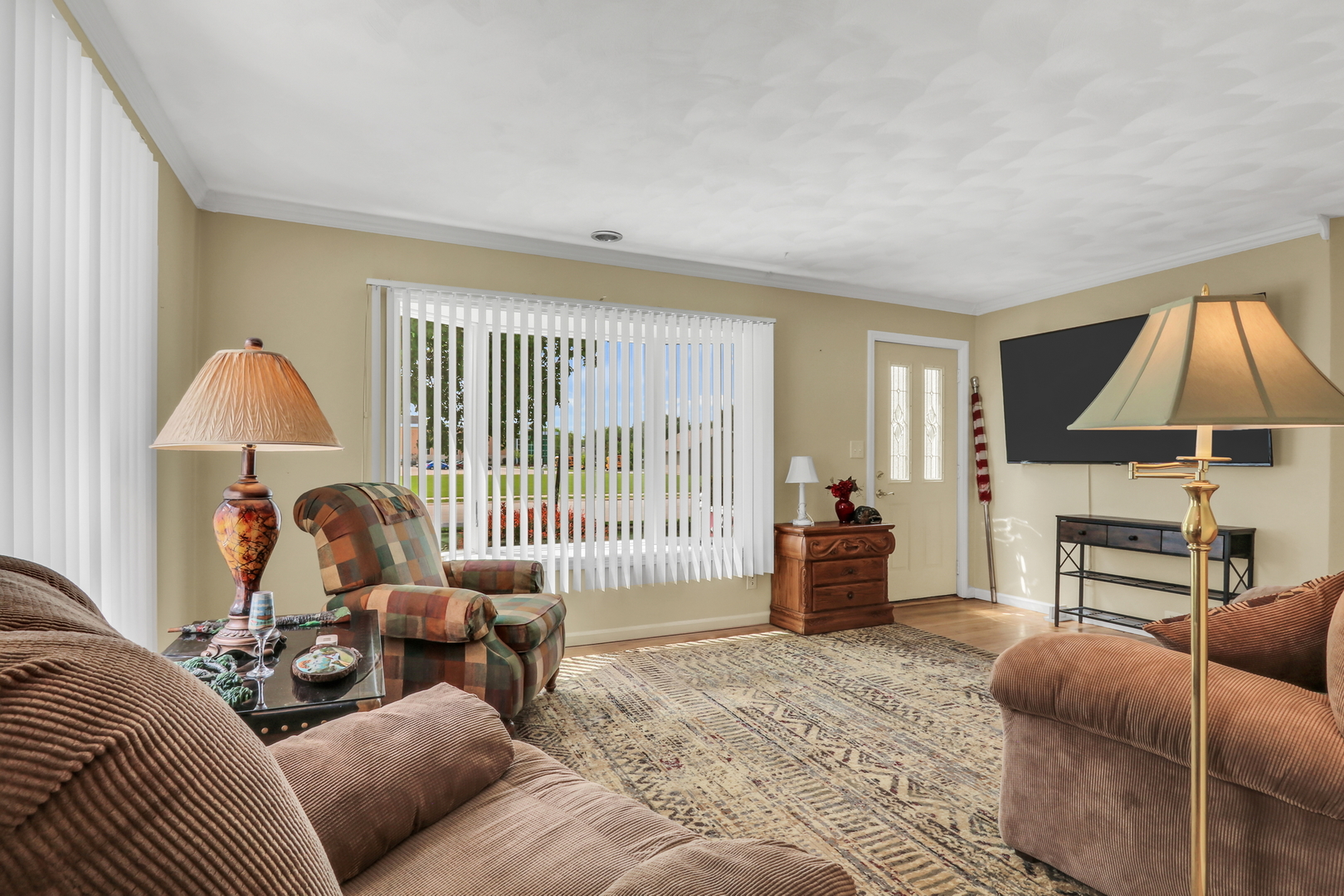 2207 Eshcol Avenue, Zion, IL 60099