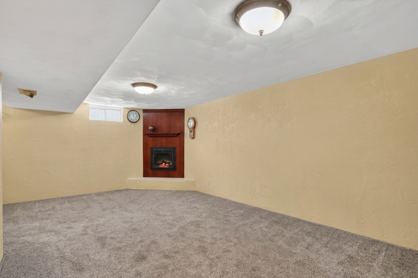 2207 Eshcol Avenue, Zion, IL 60099