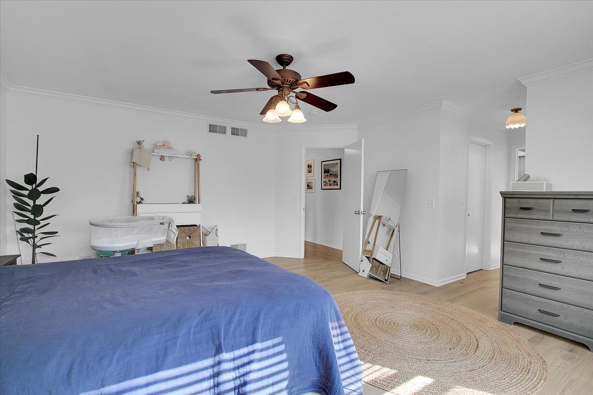 44 Westover Road, Highwood, IL 60040