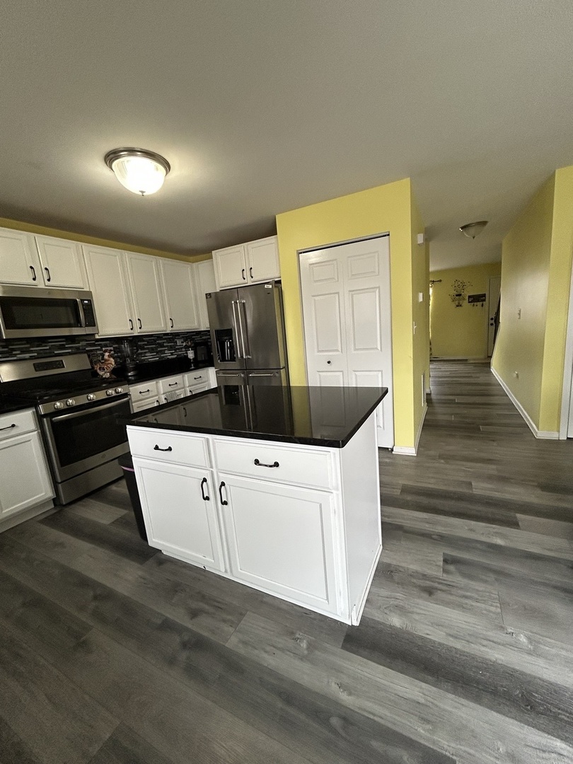 934 Derby Drive, Plano, IL 60545