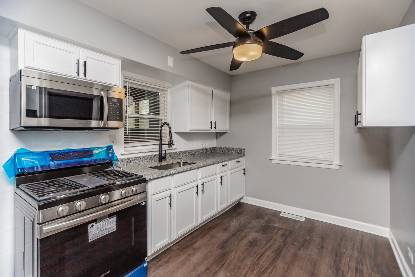 8500 S Prairie Avenue, Chicago, IL 60619