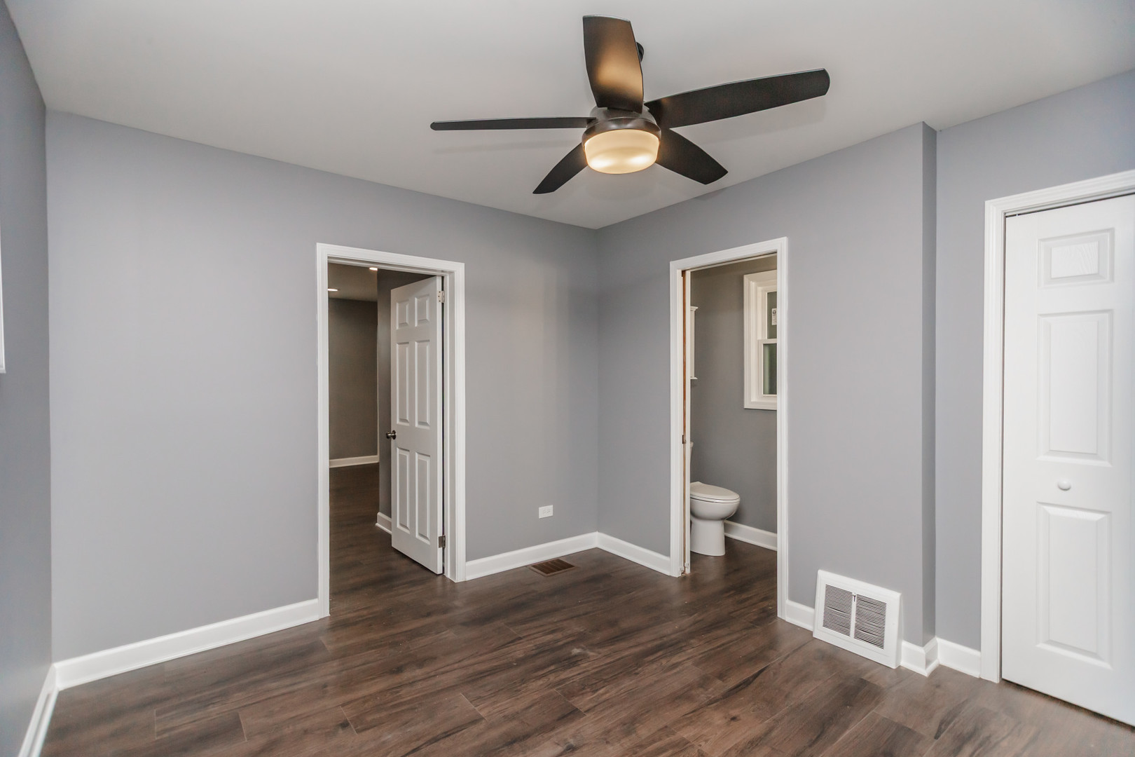 8500 S Prairie Avenue, Chicago, IL 60619