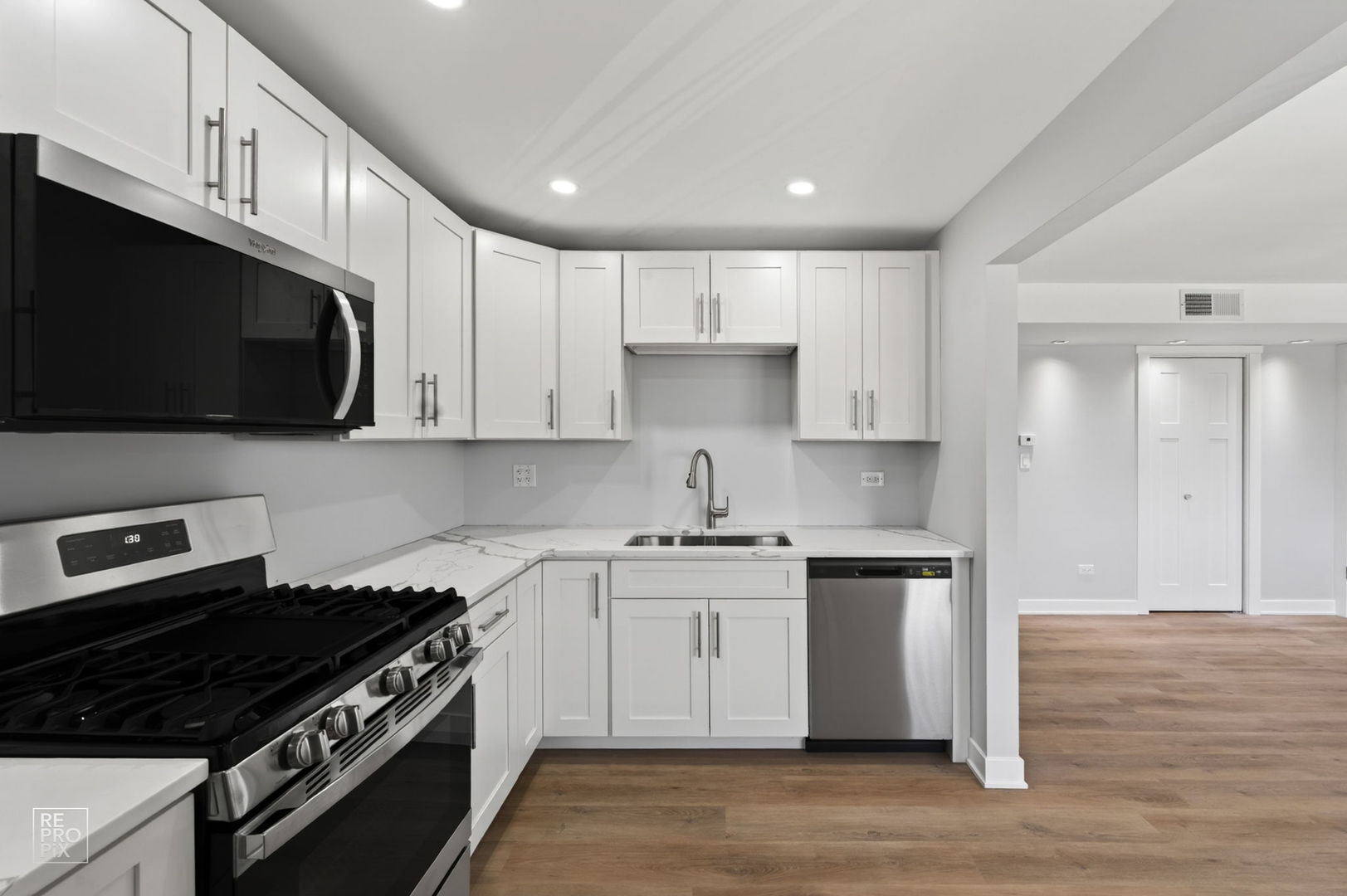 6758 W 64th Place #23, Chicago, IL 60638