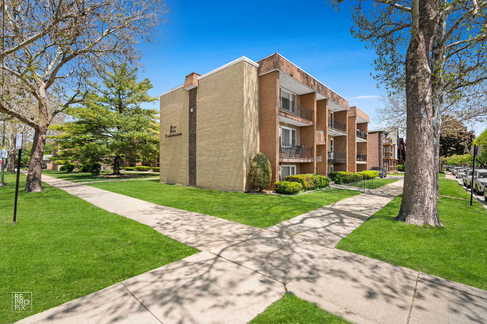 6758 W 64th Place #23, Chicago, IL 60638