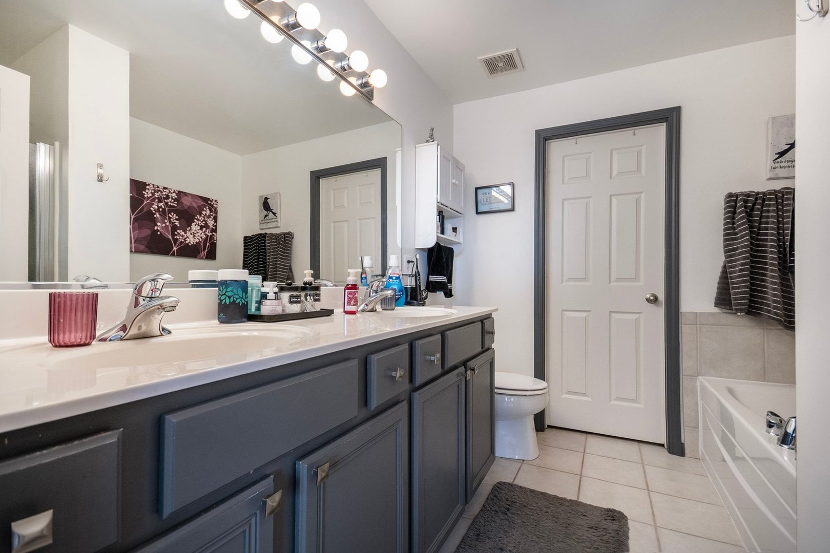 2413 Sunrise Circle #2413, Aurora, IL 60503