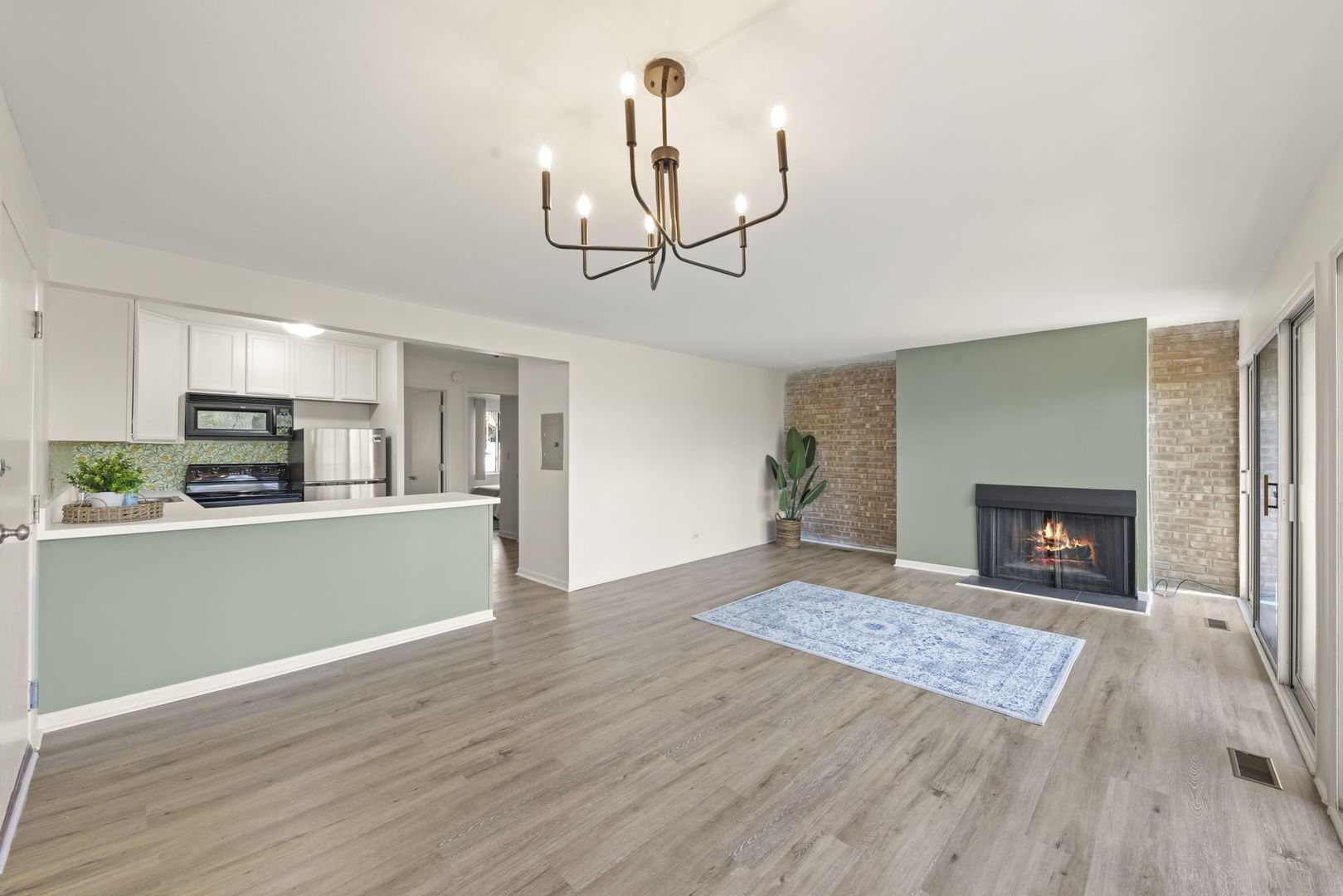 5821 Oakwood Drive #A, Lisle, IL 60532