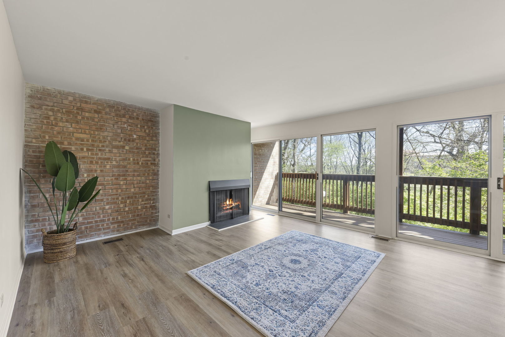 5821 Oakwood Drive #A, Lisle, IL 60532