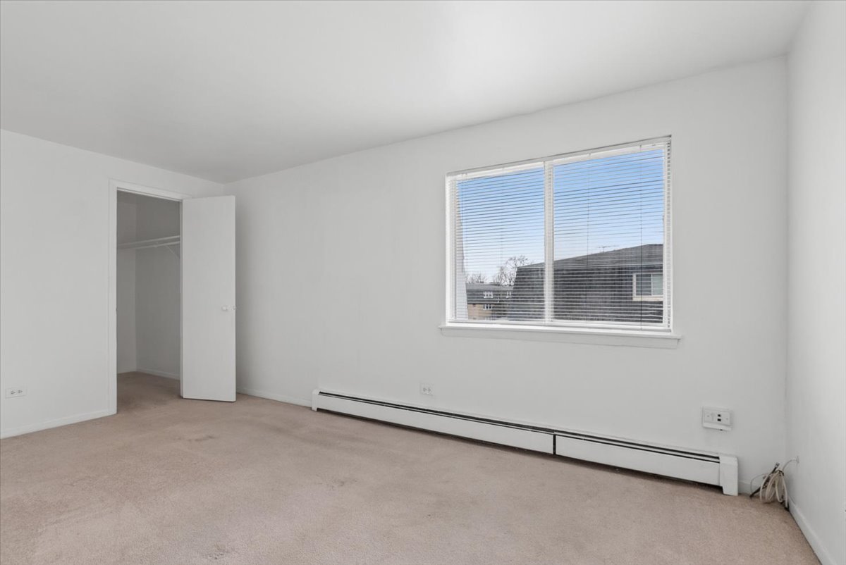 7061 170TH Street, Tinley Park, IL 60477