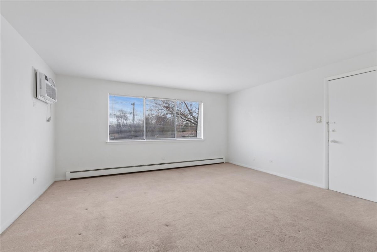 7061 170TH Street, Tinley Park, IL 60477