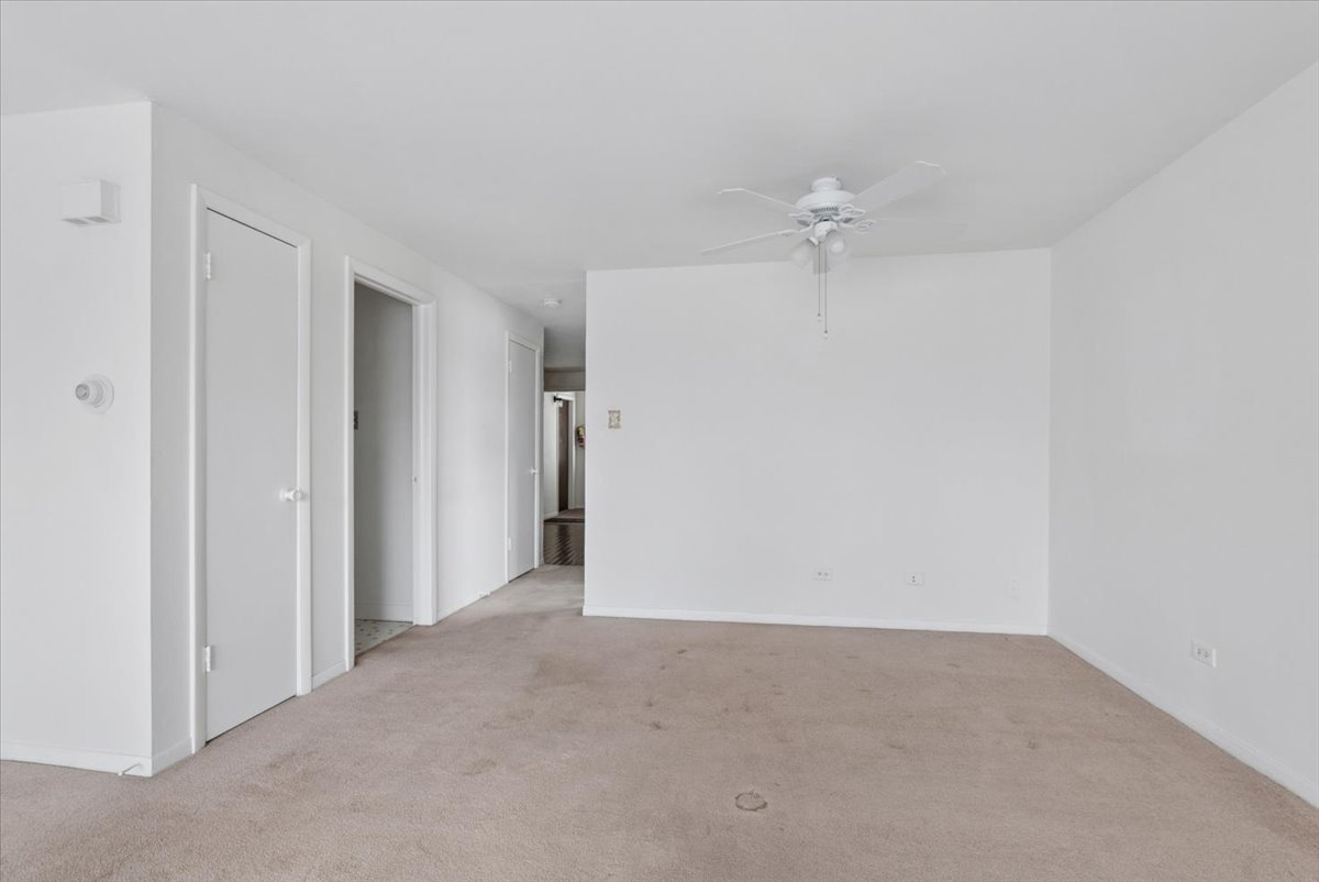 7061 170TH Street, Tinley Park, IL 60477