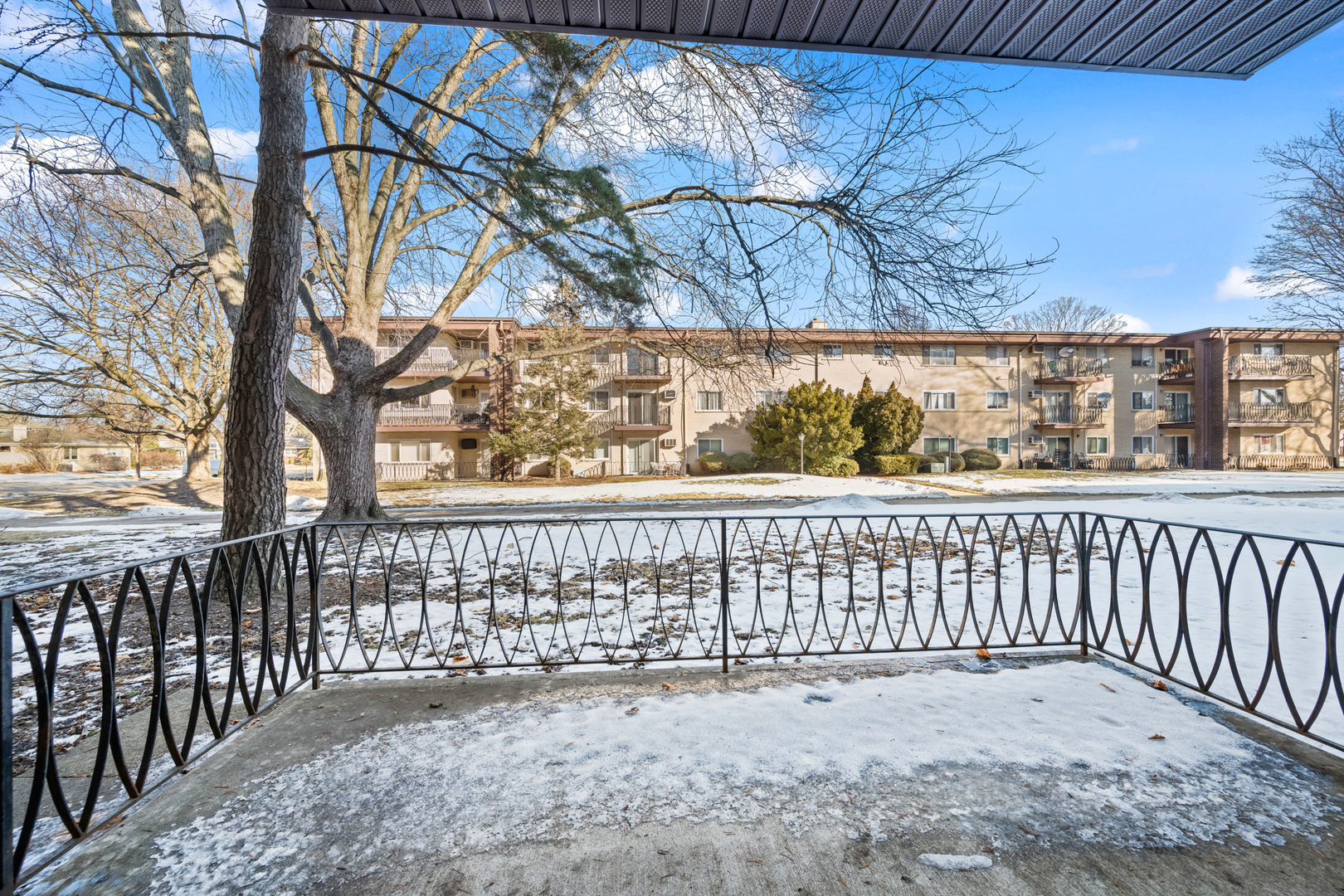 525 S Cleveland Avenue #104, Arlington Heights, IL 60005