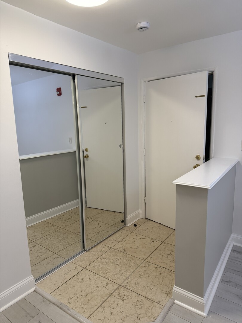 525 S Cleveland Avenue #104, Arlington Heights, IL 60005