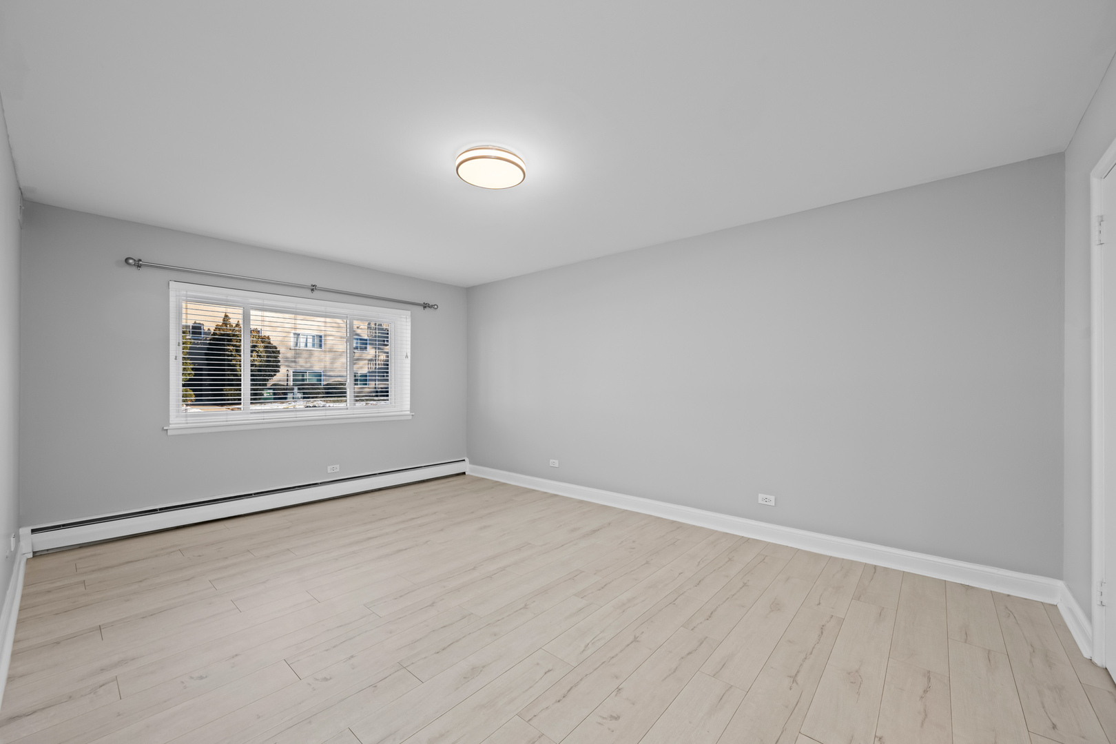 525 S Cleveland Avenue #104, Arlington Heights, IL 60005