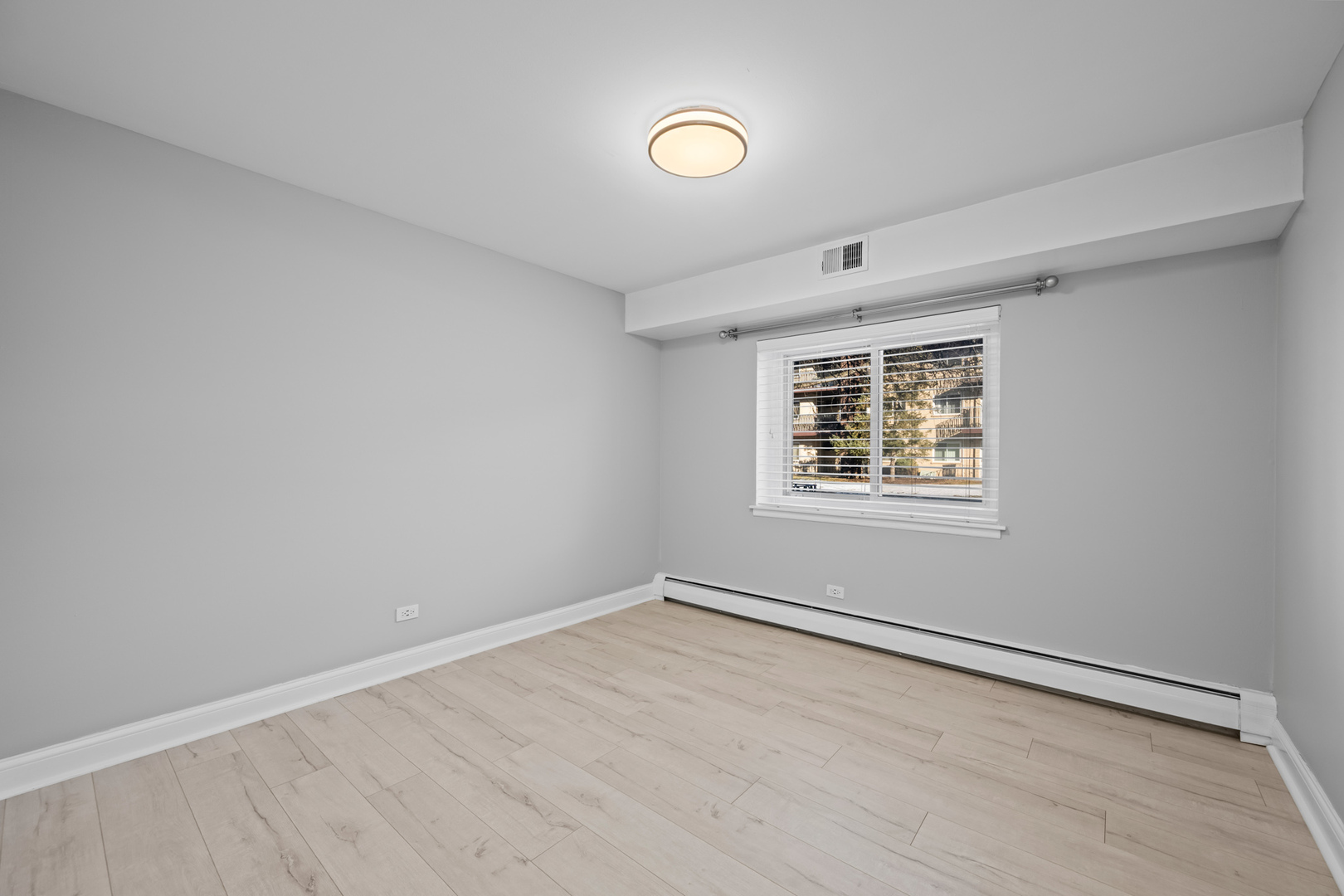 525 S Cleveland Avenue #104, Arlington Heights, IL 60005