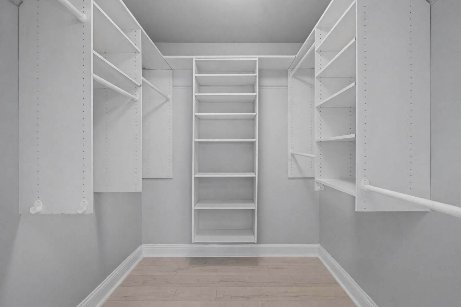 525 S Cleveland Avenue #104, Arlington Heights, IL 60005