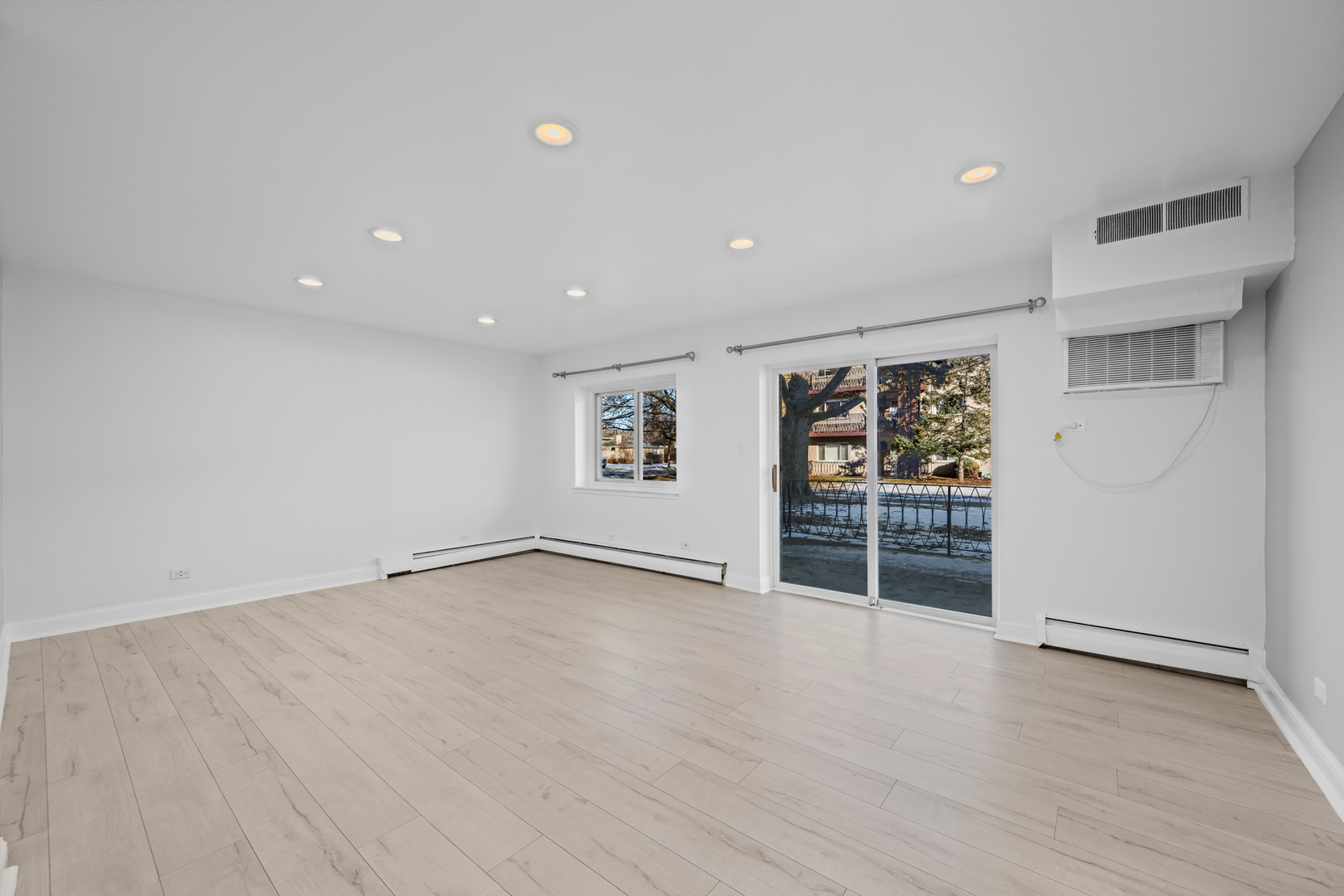 525 S Cleveland Avenue #104, Arlington Heights, IL 60005