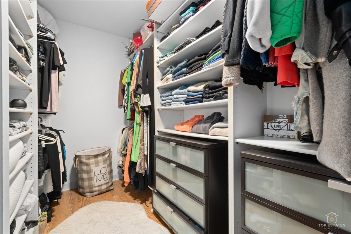 1405 E Central Road #222C, Arlington Heights, IL 60005