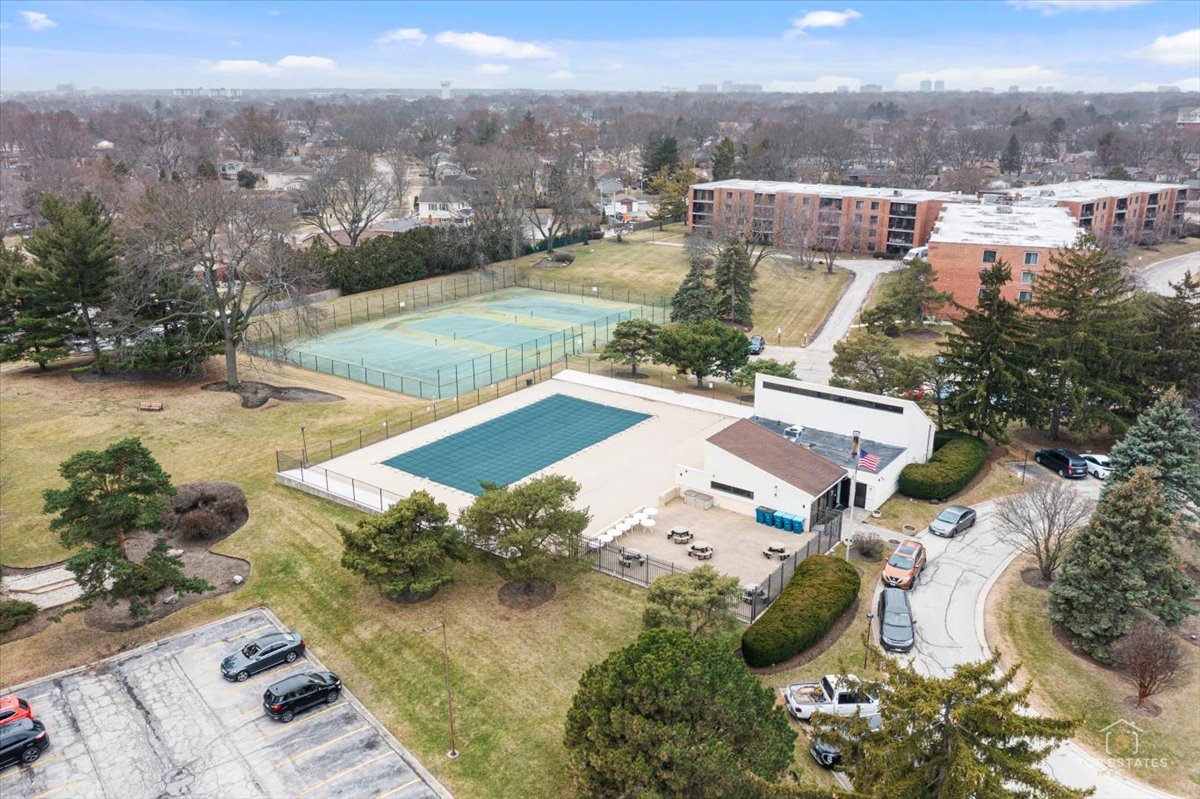 1405 E Central Road #222C, Arlington Heights, IL 60005