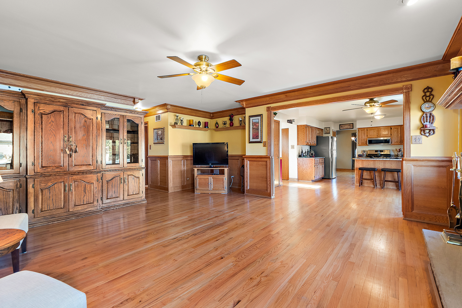 8112 Justin Court, Tinley Park, IL 60477